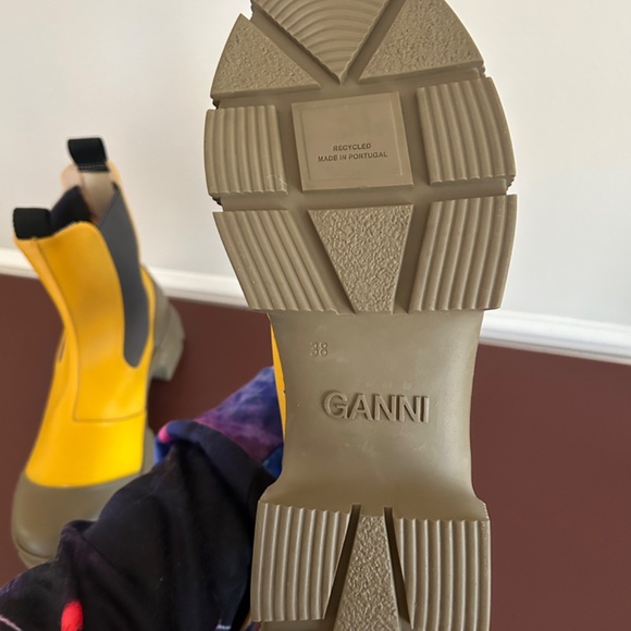 *SOLD* GANNI BOOTS - Picture 7 of 9